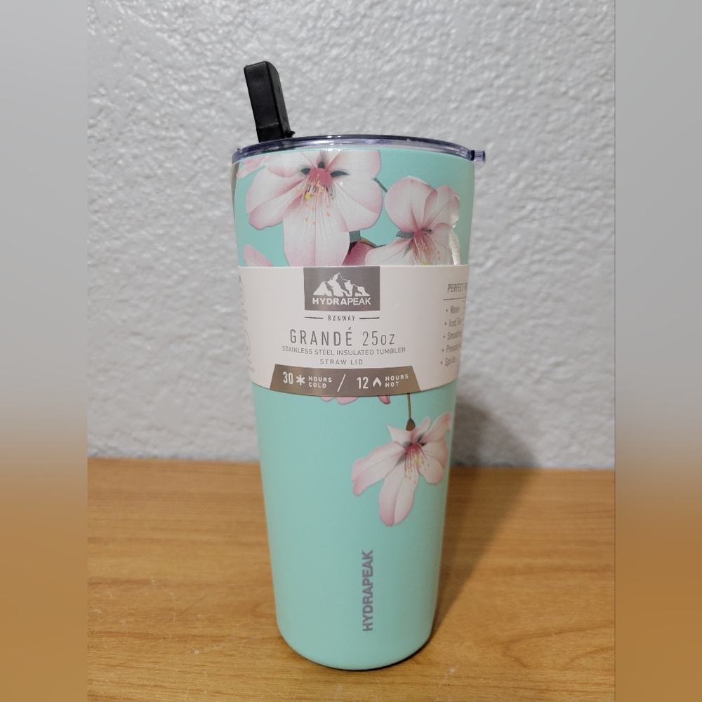 Hydrapeak 25oz stainless steel tumbler with lid